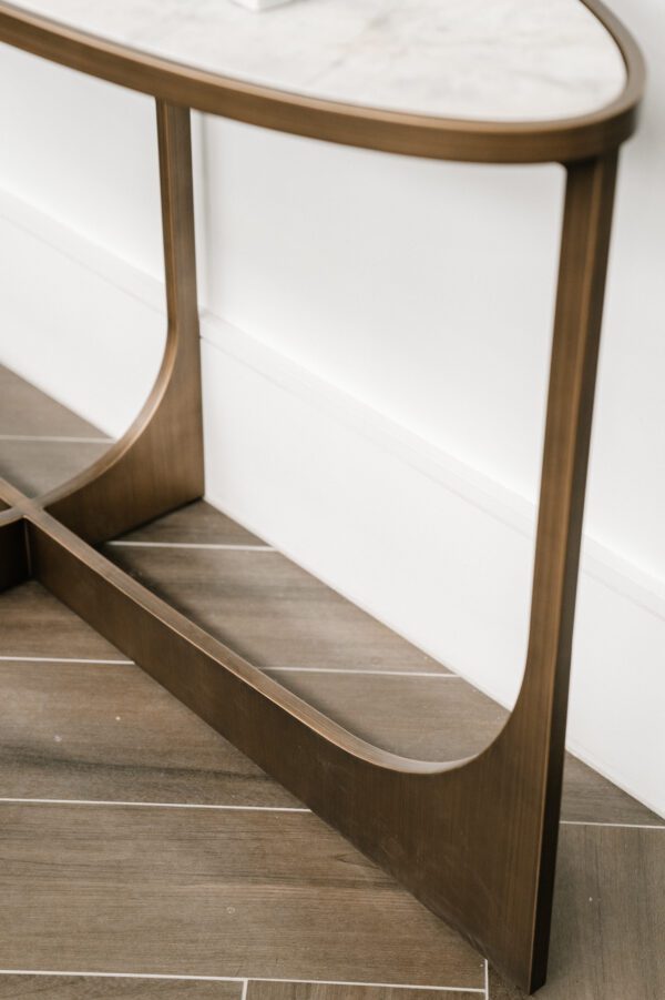 Raffine Sylvie Console 7