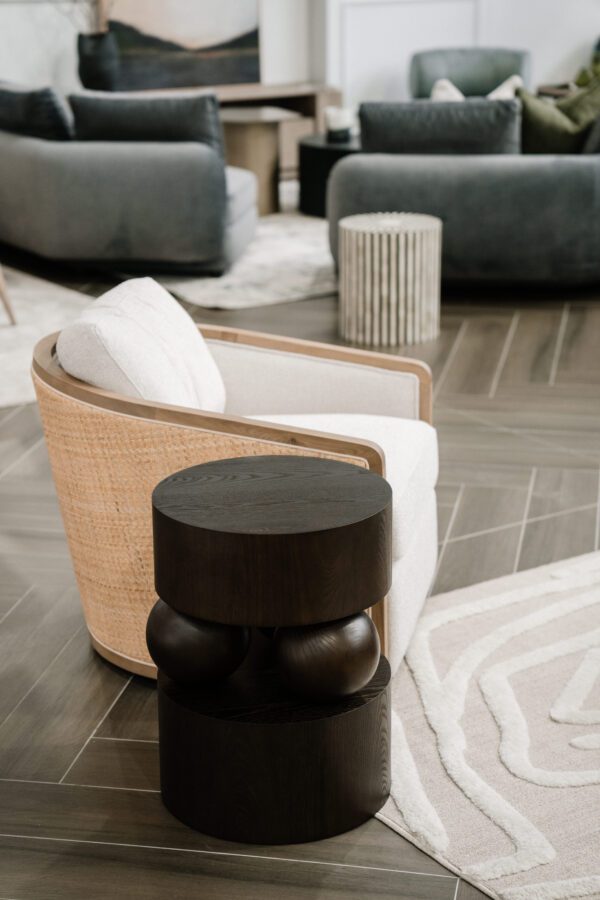Raffine Dawn Side Table 4