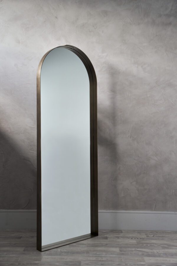 Rene Mirror 1