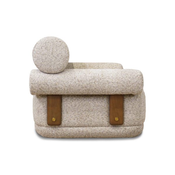 daphne armchair 2